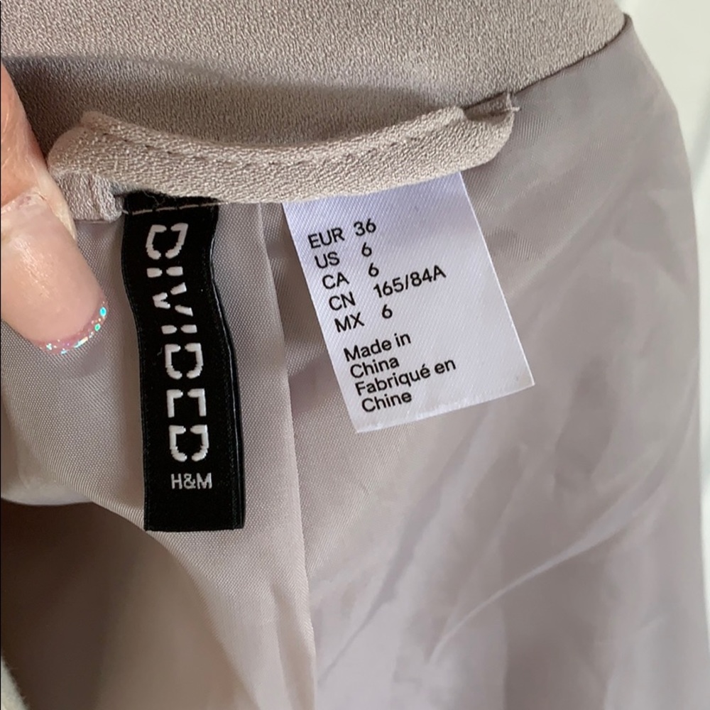 H&M blazer 💗 - Picture 5 of 6